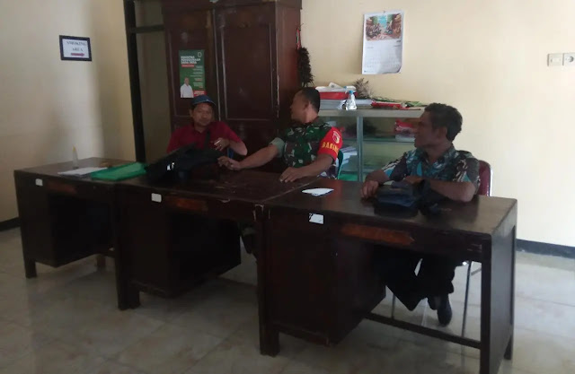 Jelang Hari Raya Idul Fitri 1444 H, Babinsa Kodim 0802/Ponorogo Larang Warga Terbangkan Balon Udara